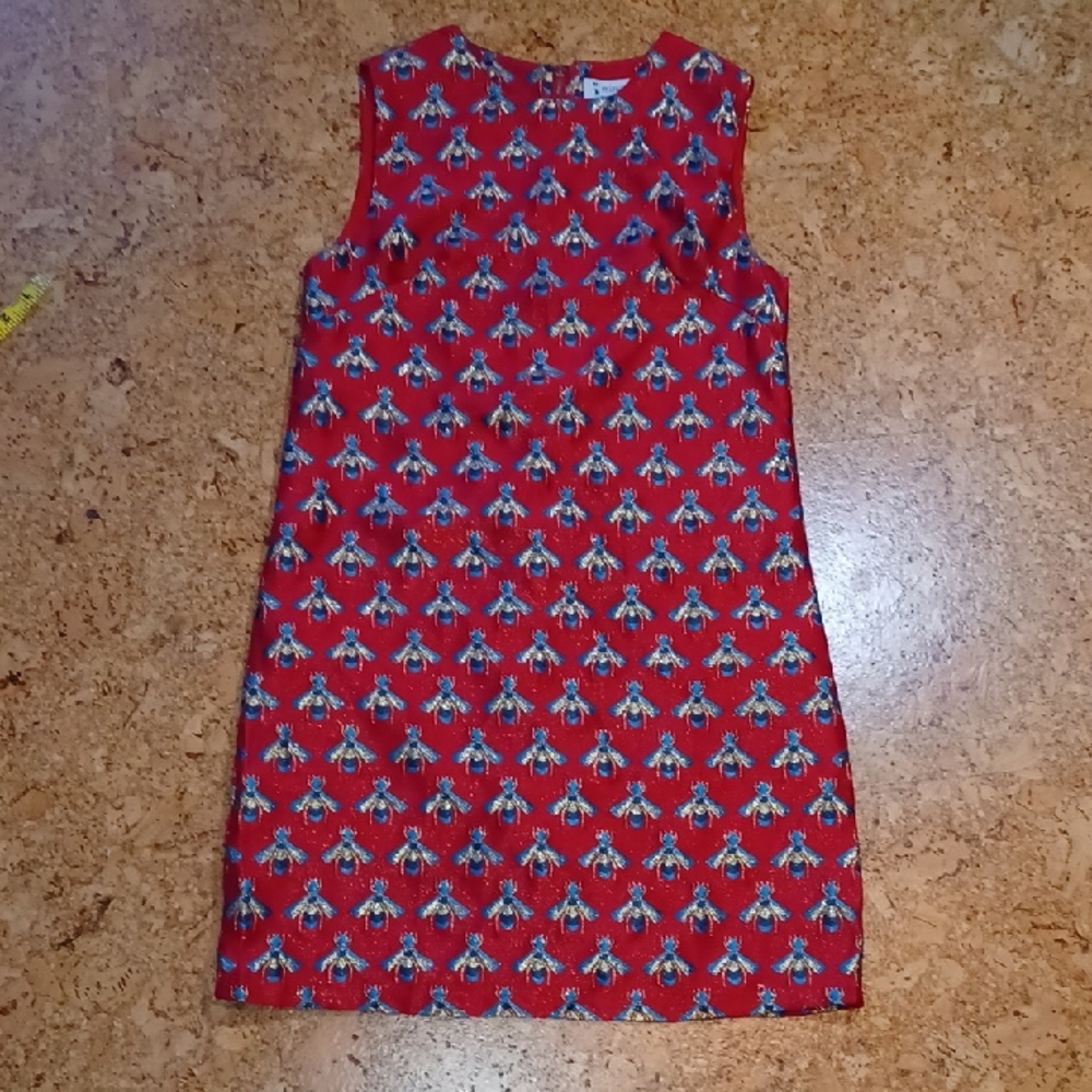 Minueto Sleeveless Sheath Dress With A Colorful Bee Design Size Small